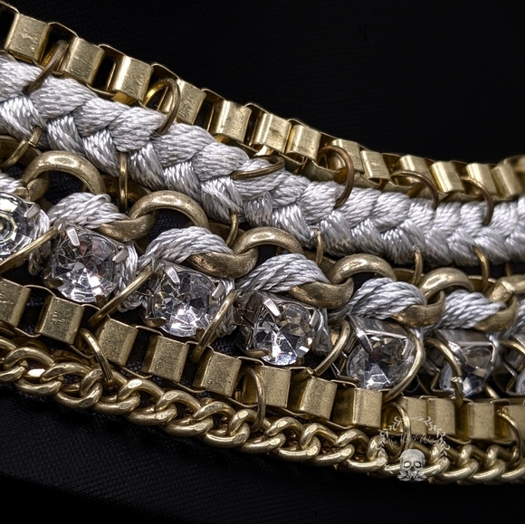 NWOT Grunge Chic Multilayer Chain Statement Bib Necklace - Picture 4 of 6